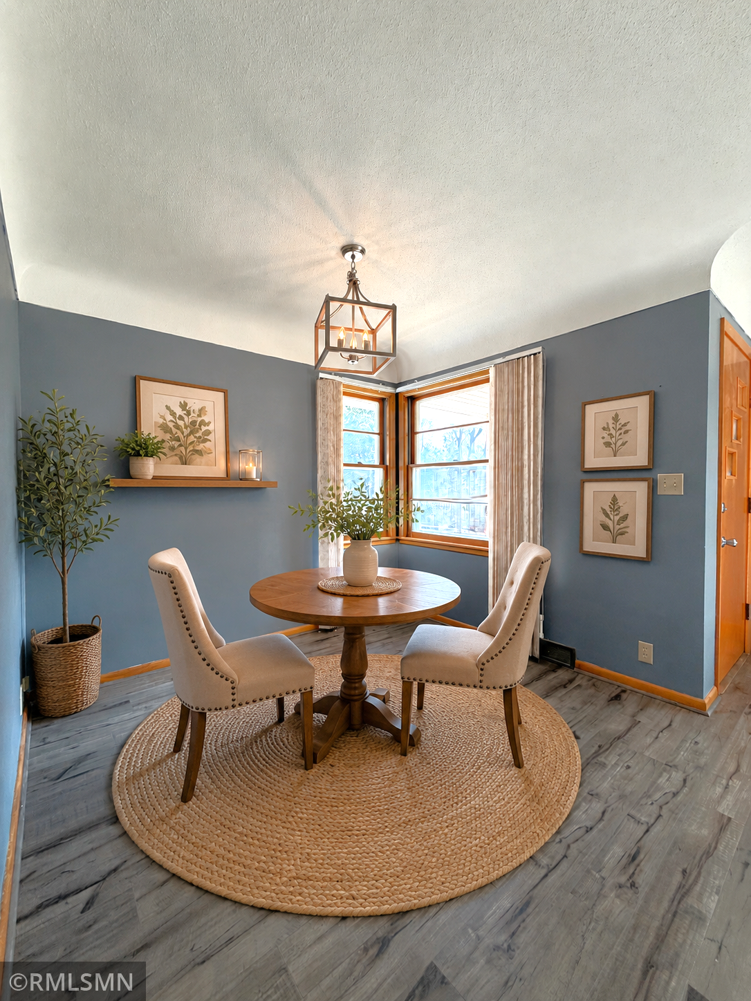 Dining room virtually staged