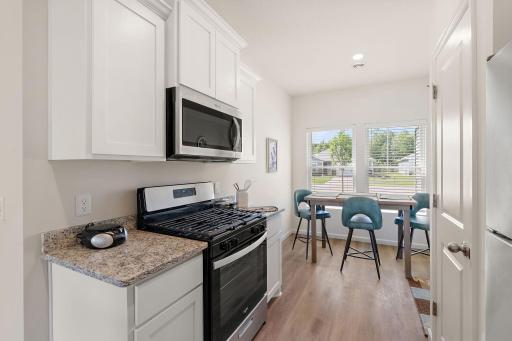 Dining & Kitchen!