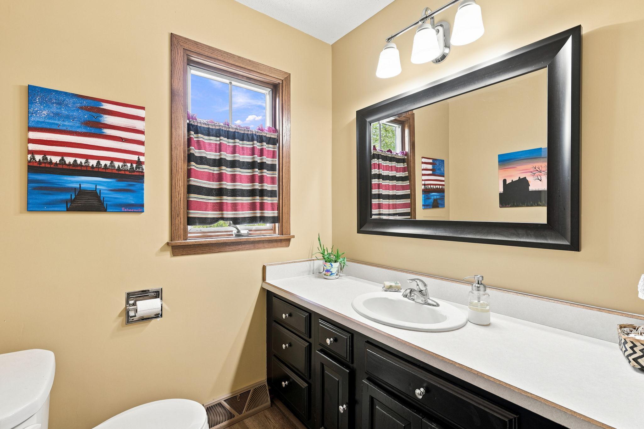 Main Floor 1/2 Bath