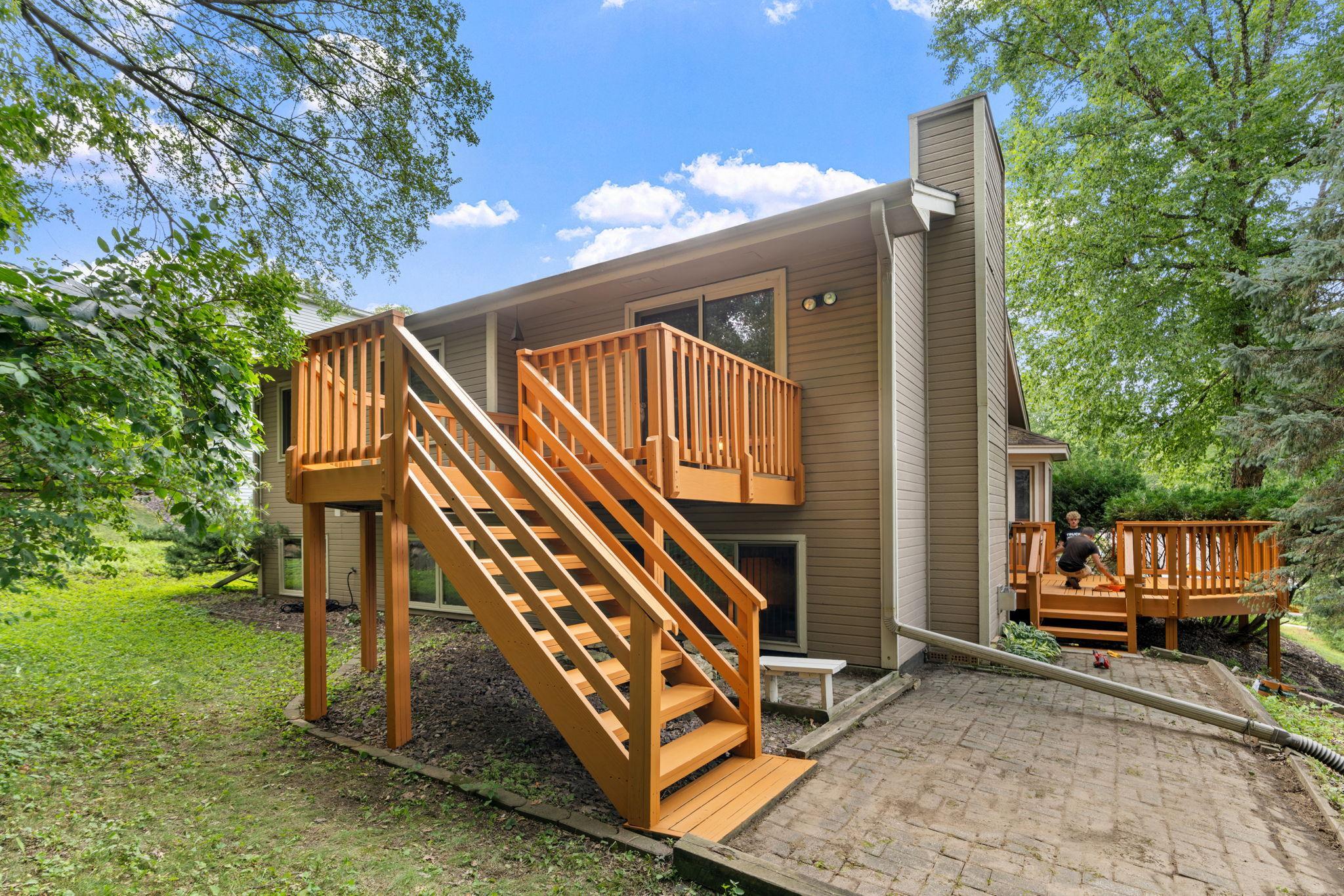 8-web-or-mls-13520 Havelock Trail-8.jpg