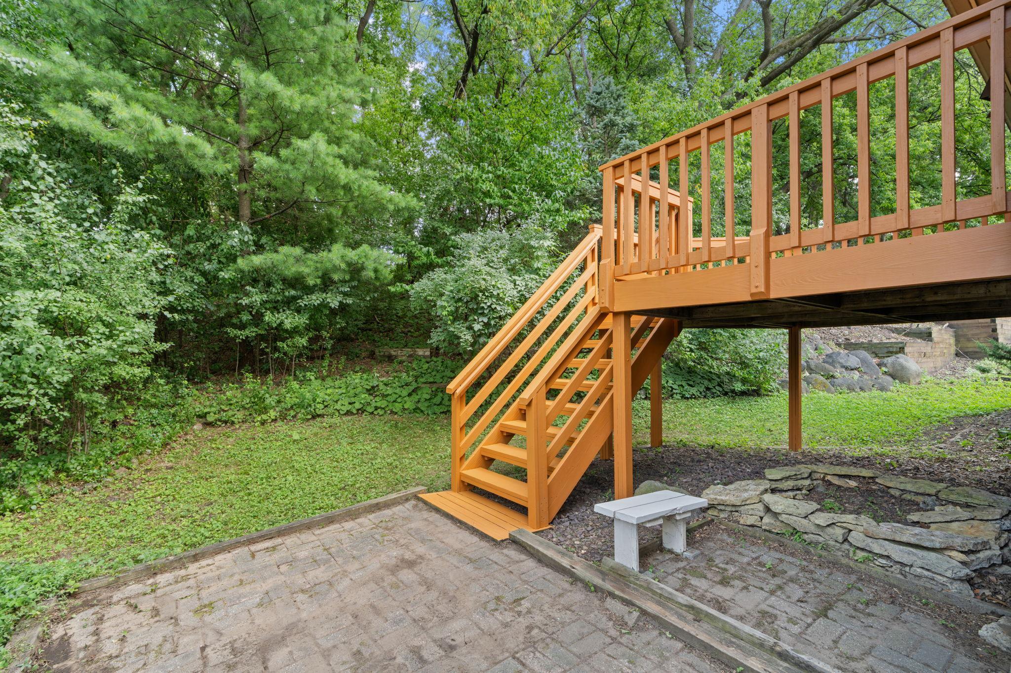 9-web-or-mls-13520 Havelock Trail-9.jpg