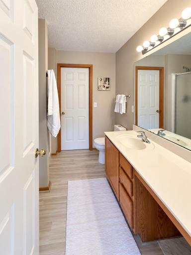 11193 204th Street W, 201, Lakeville, MN 55044