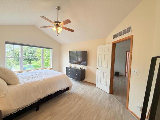 11193 204th Street W, 201, Lakeville, MN 55044