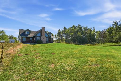 Land to roam and make that dream of a hobby farm come true!