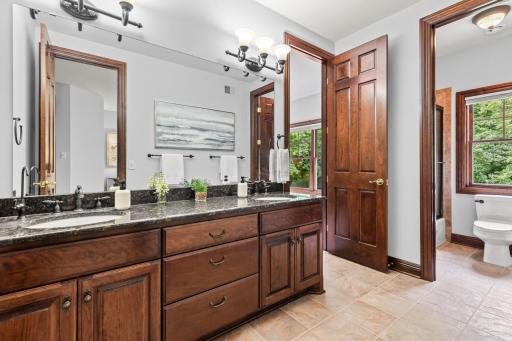 9991 Dell Road, Eden Prairie, MN 55347