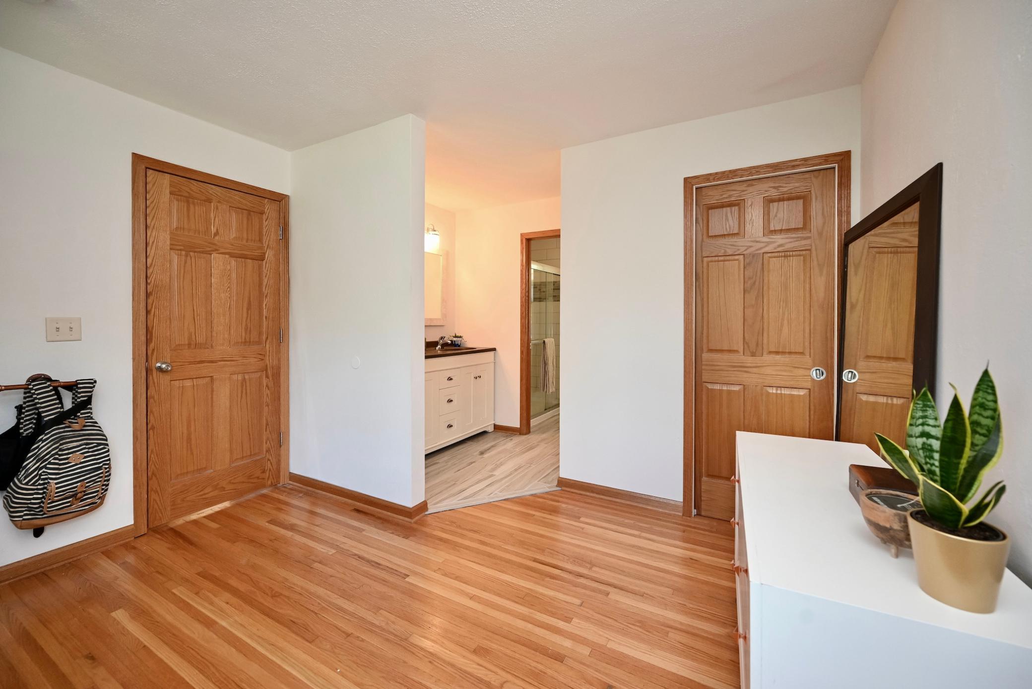 12 Primary Bedroom II.jpg