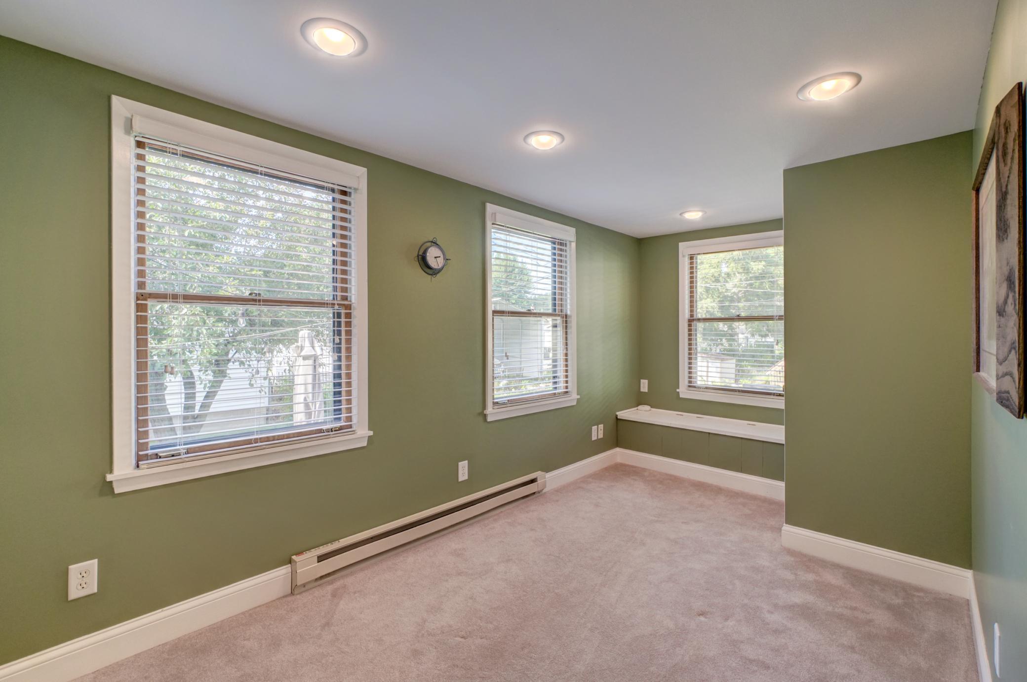 950 Juno Ave-35.jpg