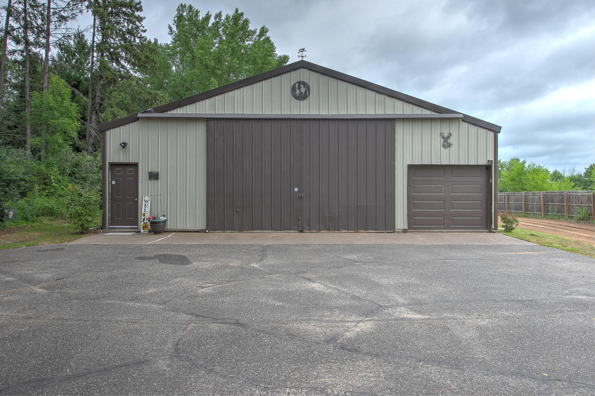 40x80 Insulated and Heated Pole Building
