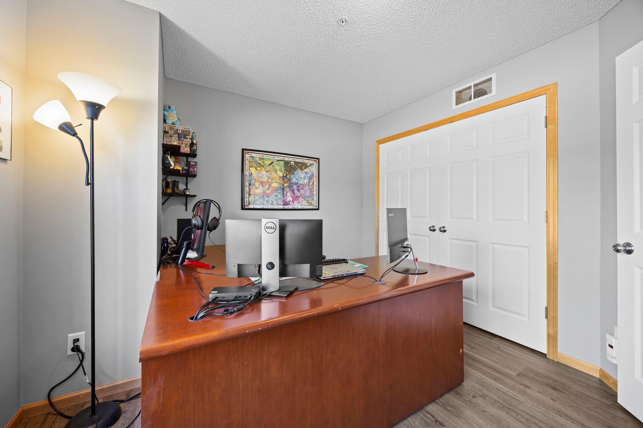 Main level Office/bedroom