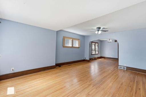13-web-or-mls-DSC05593.jpg