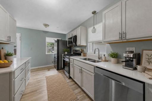 9043 13th Avenue S, Bloomington, MN 55425