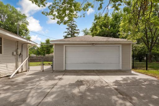 9043 13th Avenue S, Bloomington, MN 55425