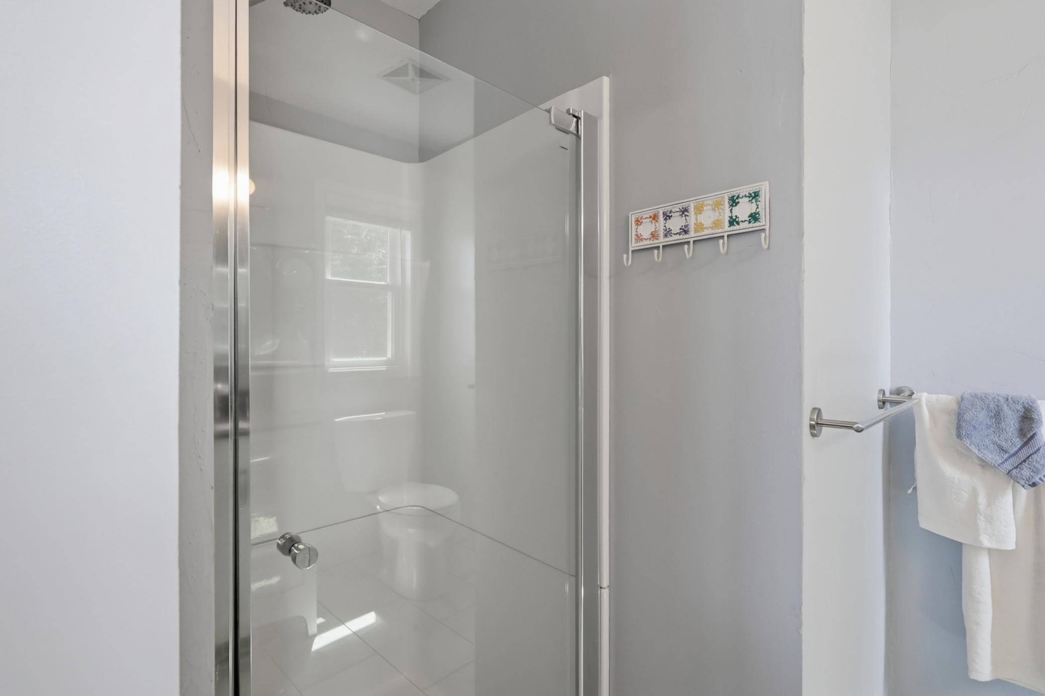 Primary suite shower