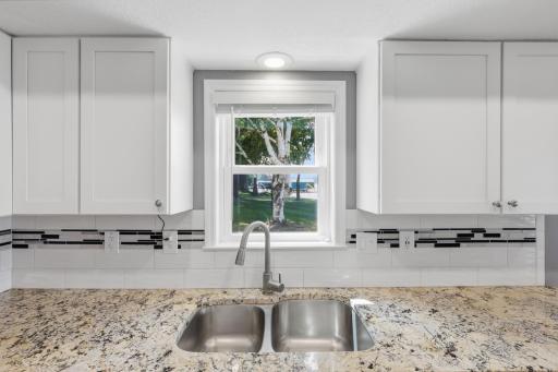 6 1st Street, Excelsior, MN 55331