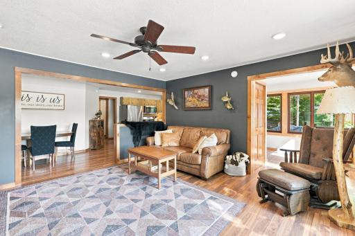 15-web-or-mls-A7404122.jpg