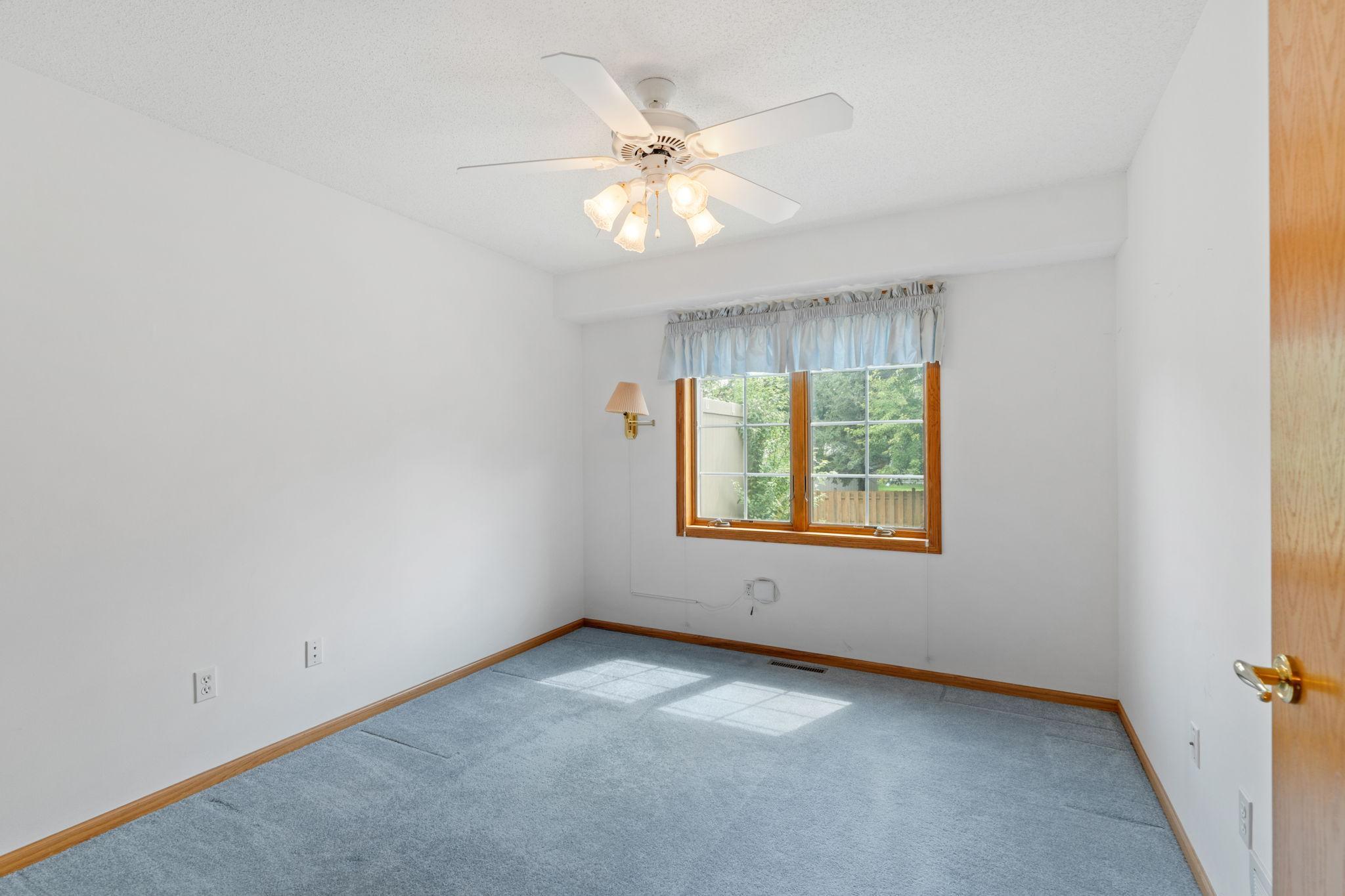 33-web-or-mls-3700 Ladyslipper N-38.jpg