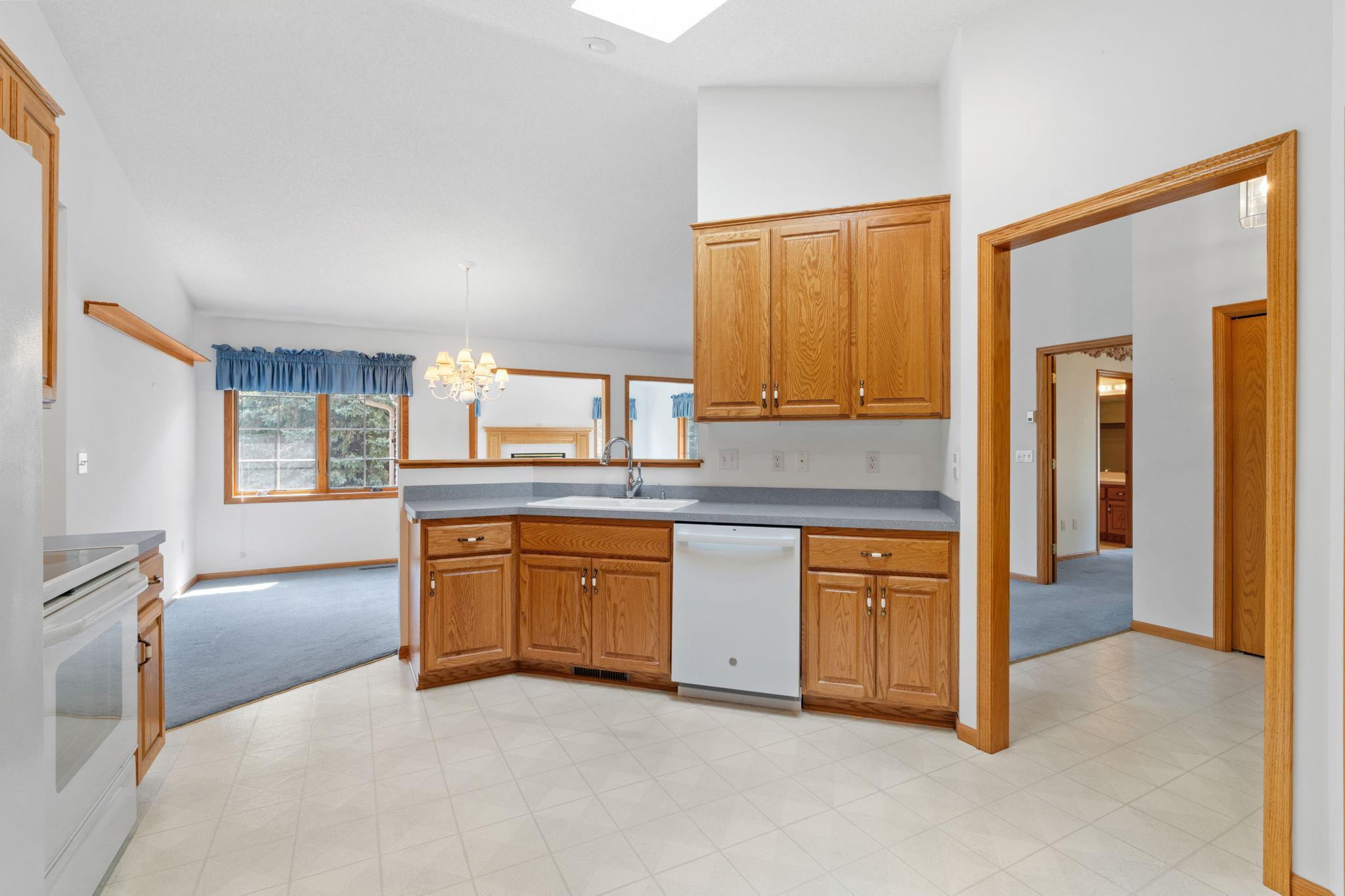 20-web-or-mls-3700 Ladyslipper N-24.jpg