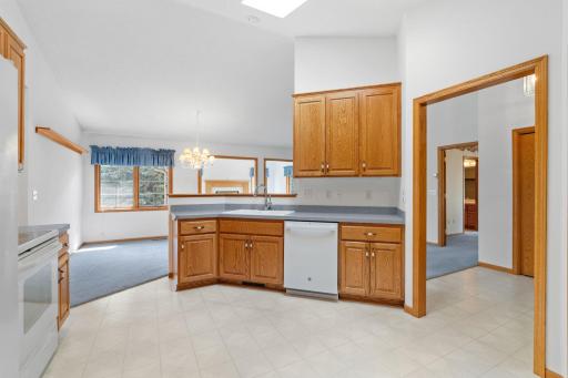 3700 Ladyslipper Lane N, Brooklyn Park, MN 55443