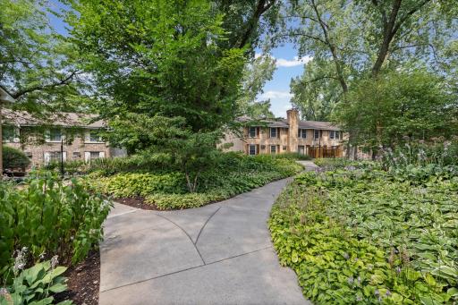 4600 Cedar Lake Road S, 2, Saint Louis Park, MN 55416