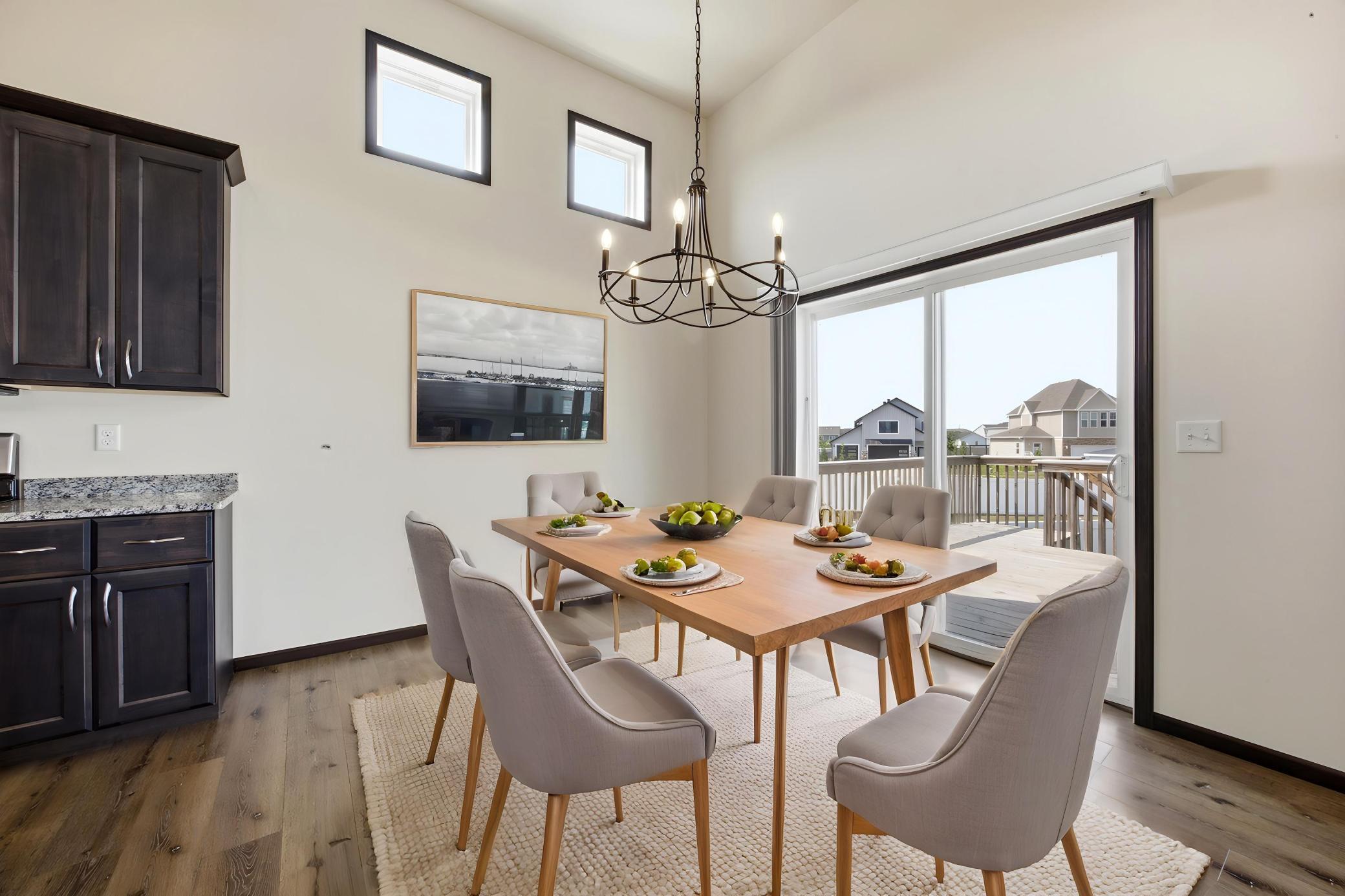 Virtually Staged Dining