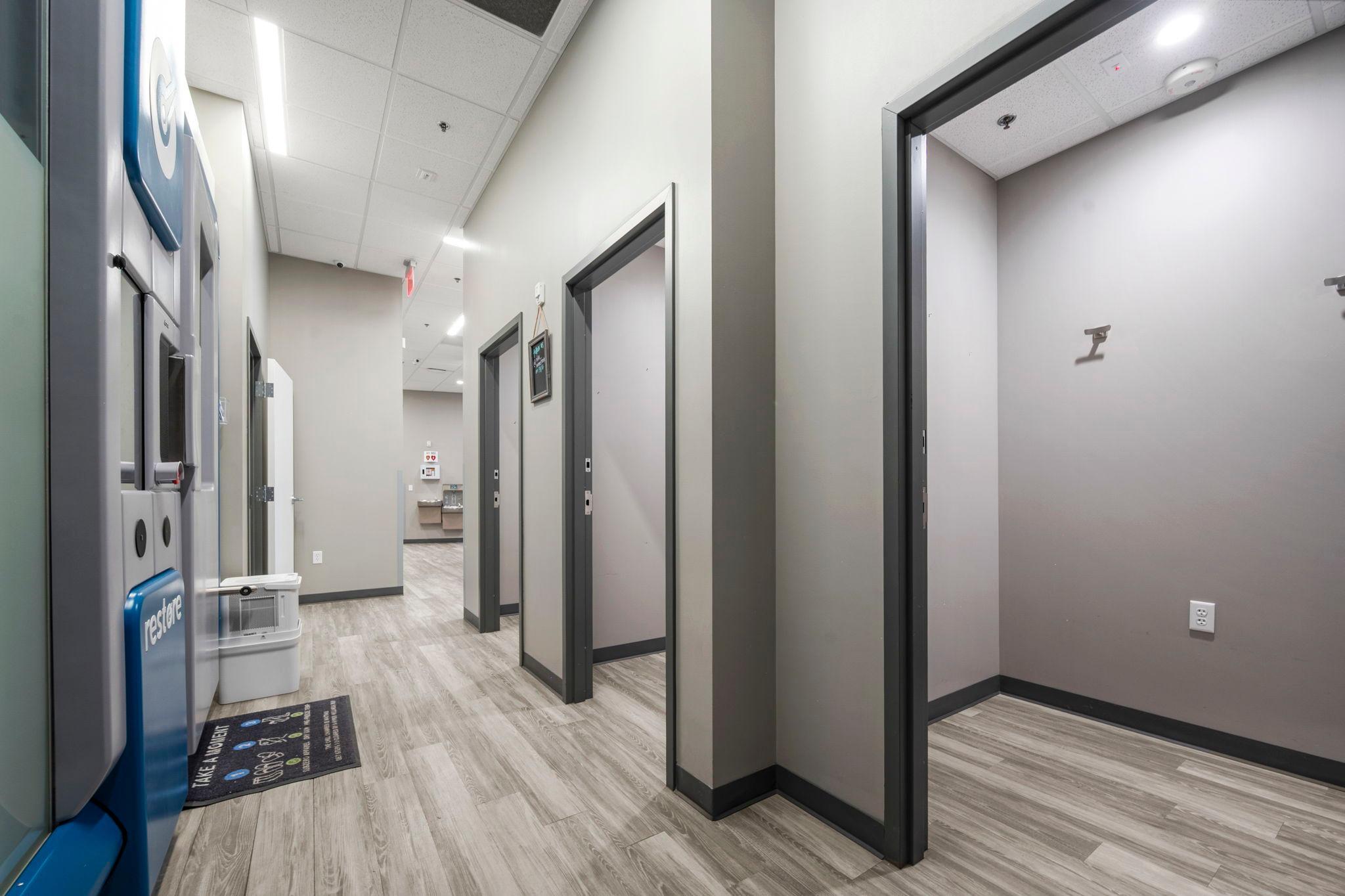 59-web-or-mls-1700 Plymouth Rd suite b-125.jpg