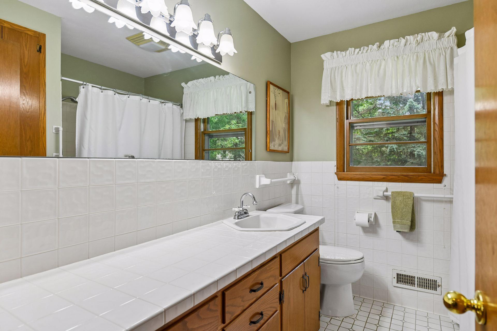 Main Floor Bathroom