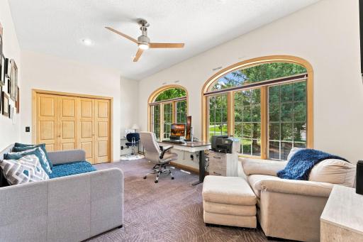1084 Parkview Lane, Victoria, MN 55386