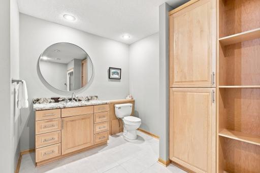 1084 Parkview Lane, Victoria, MN 55386