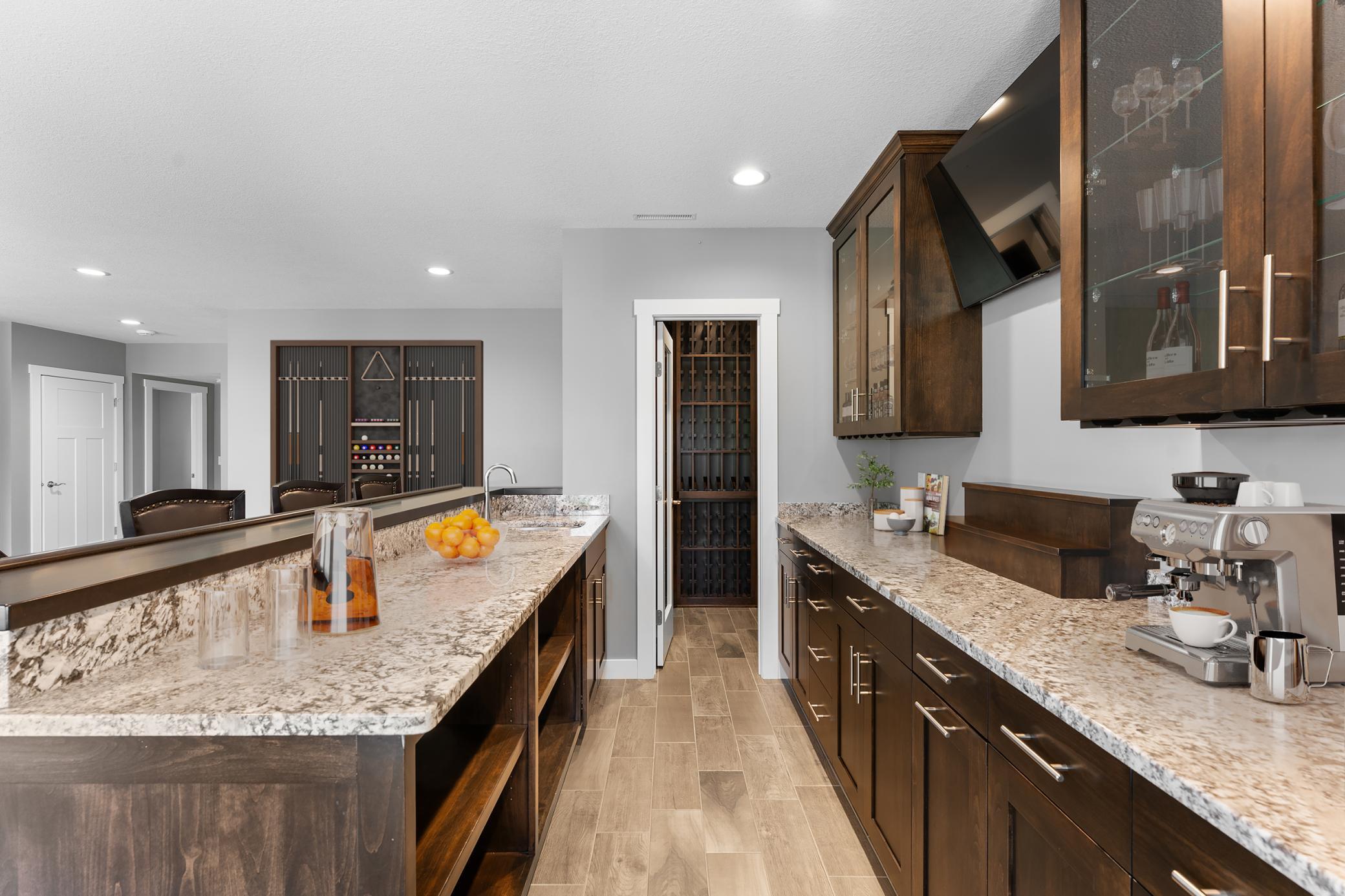 Full Wet Bar