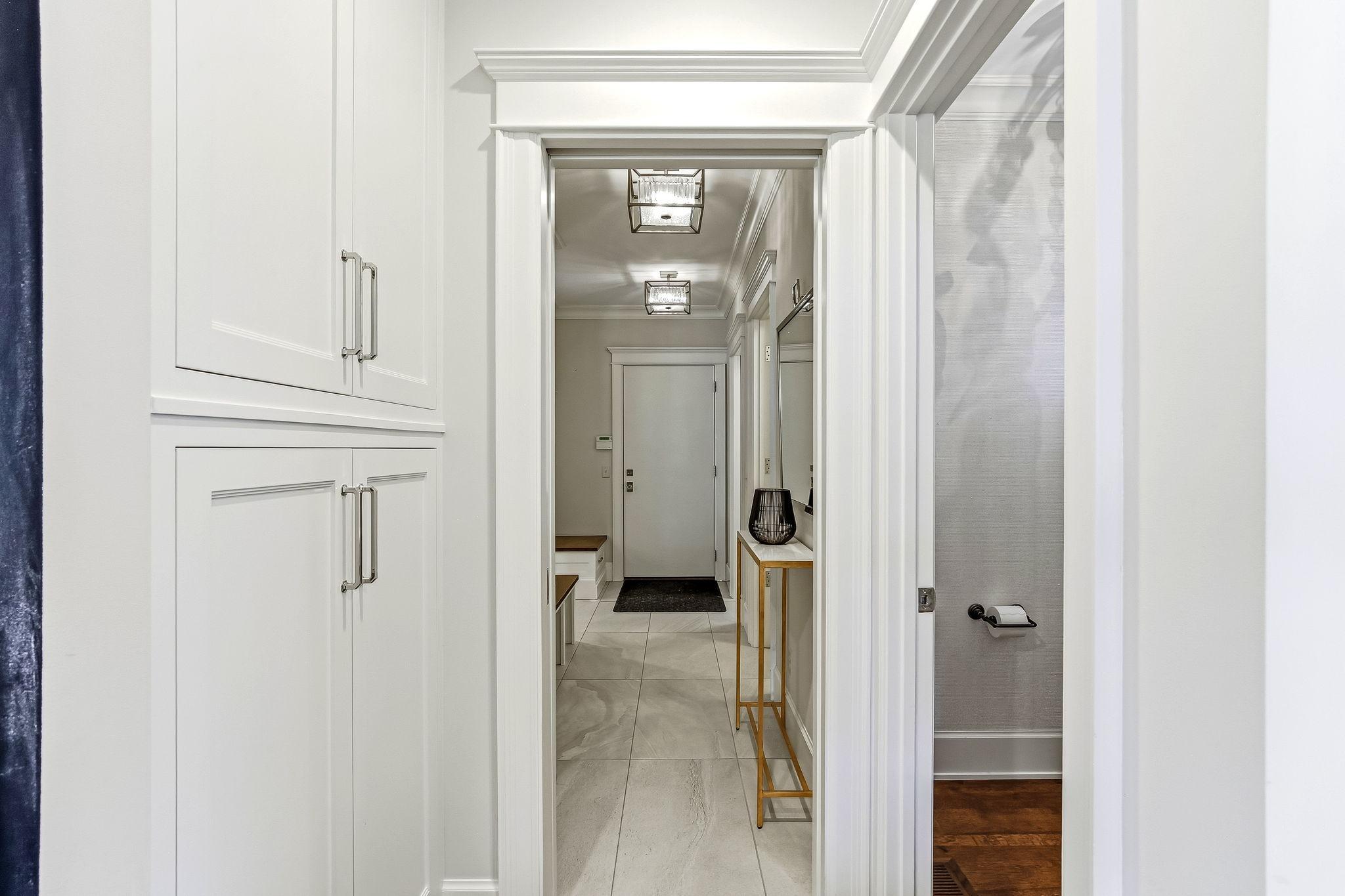 22-web-or-mls-5433-Oaklawn-Ave-22.jpg