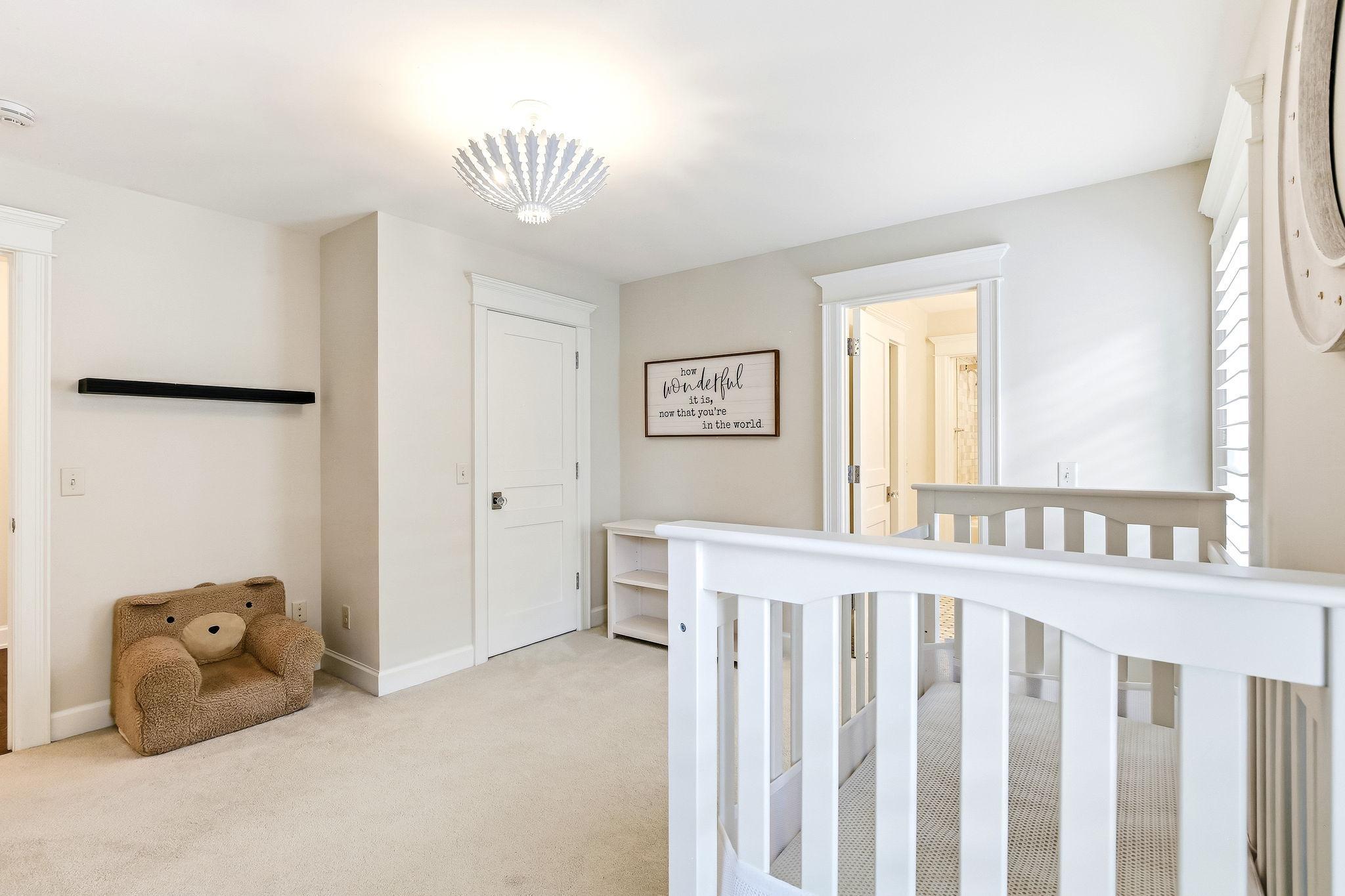 54-web-or-mls-5433-Oaklawn-Ave-54.jpg