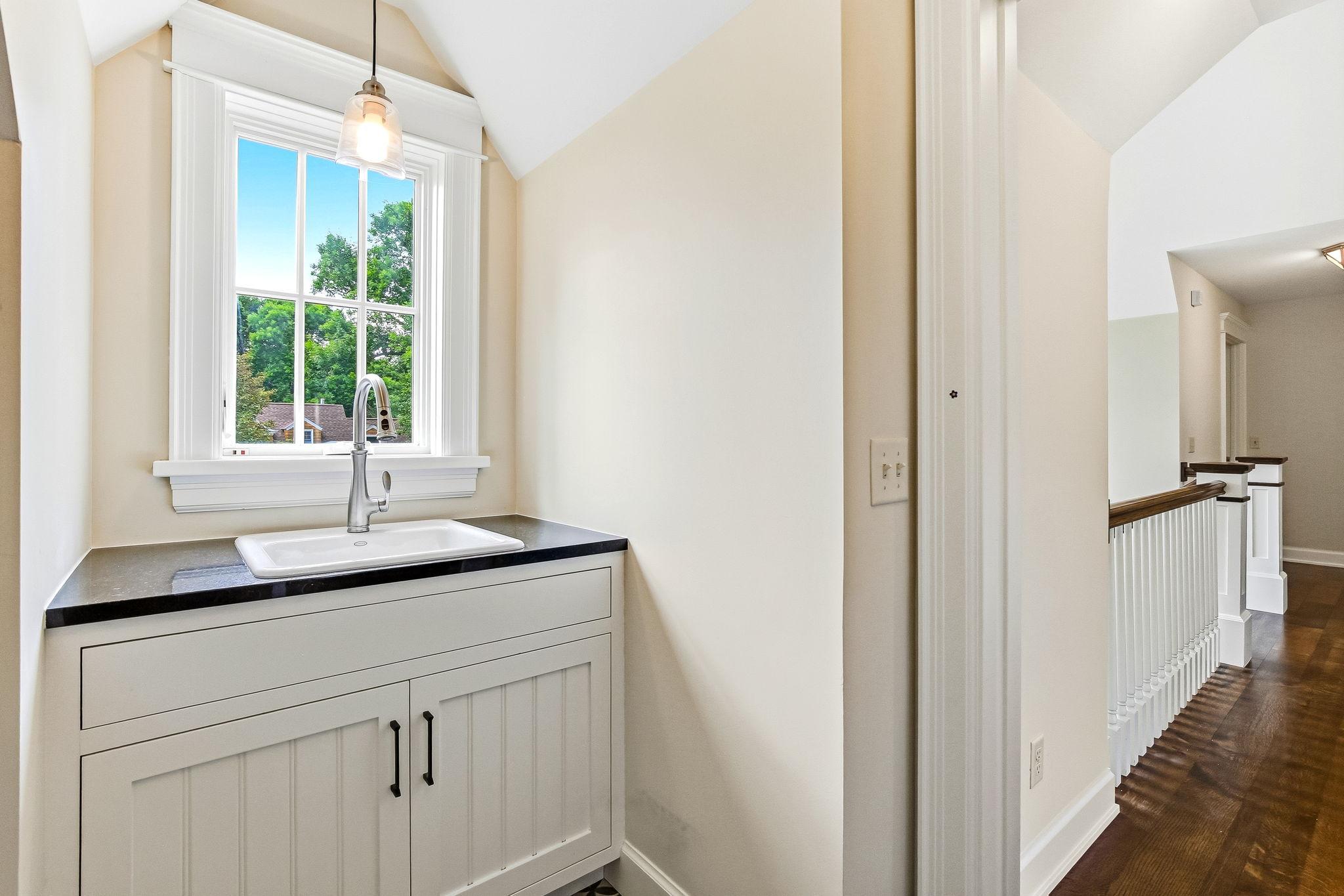 62-web-or-mls-5433-Oaklawn-Ave-62.jpg