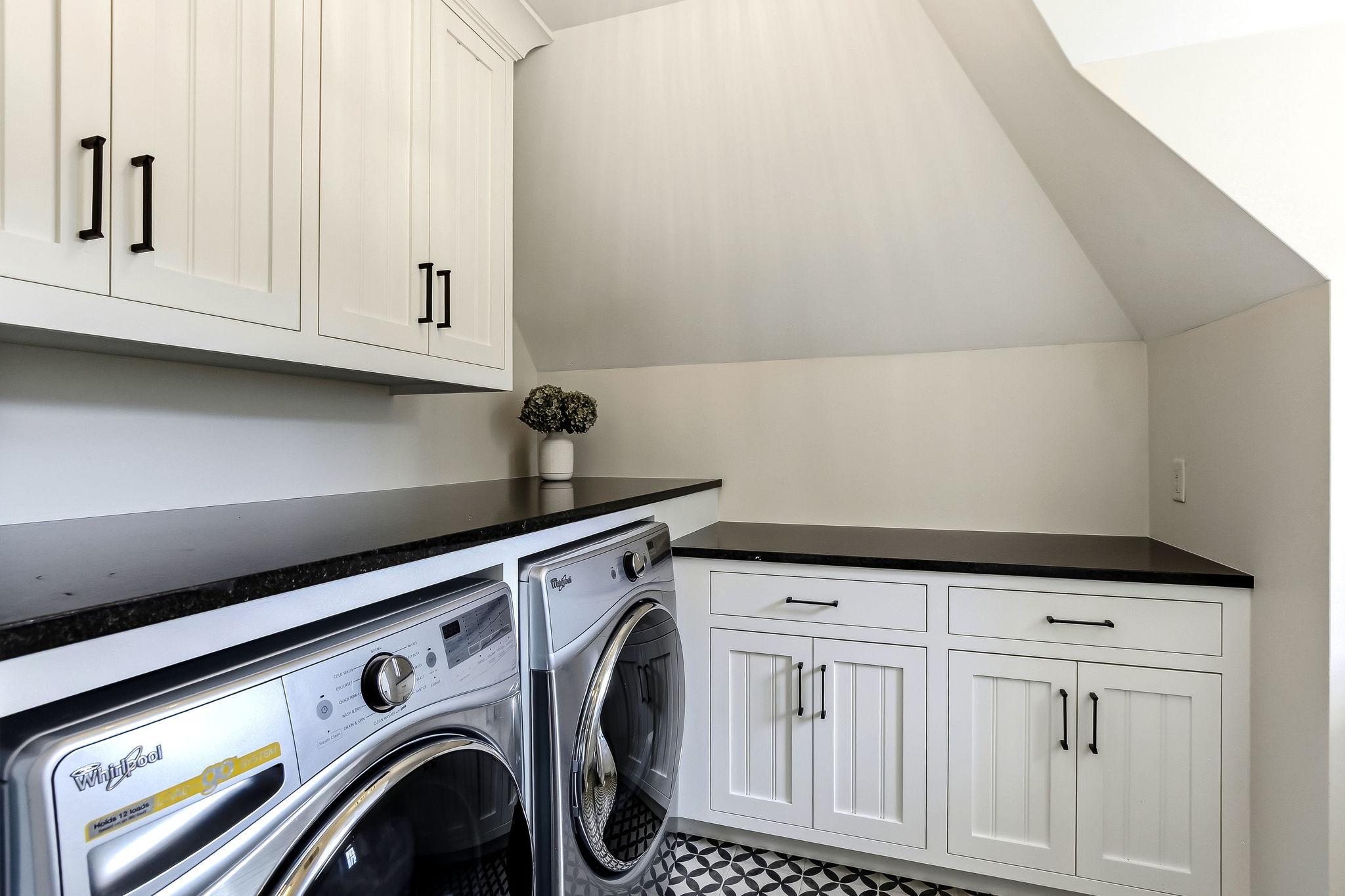 63-web-or-mls-5433-Oaklawn-Ave-63.jpg