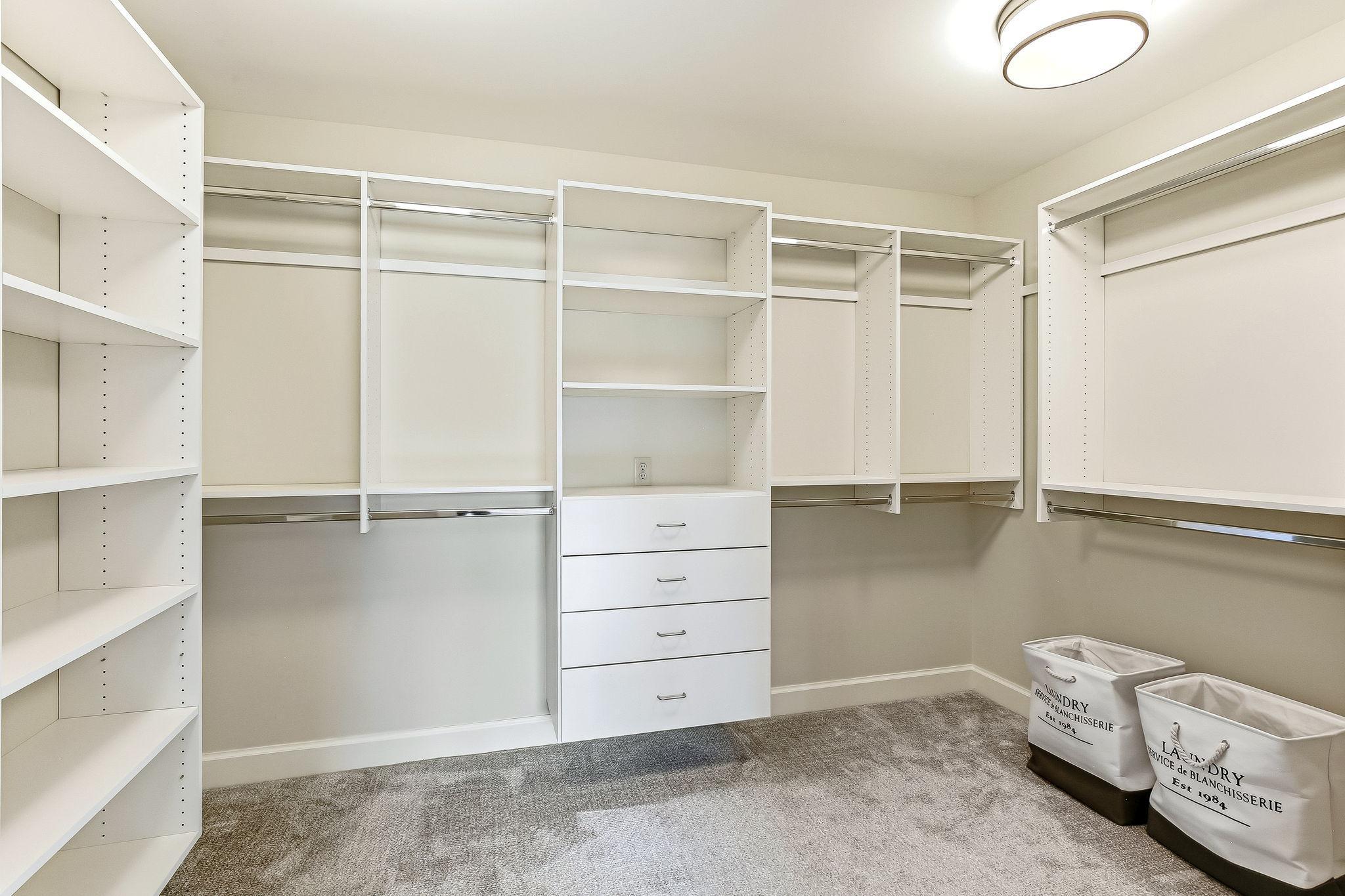 47-web-or-mls-5433-Oaklawn-Ave-47.jpg
