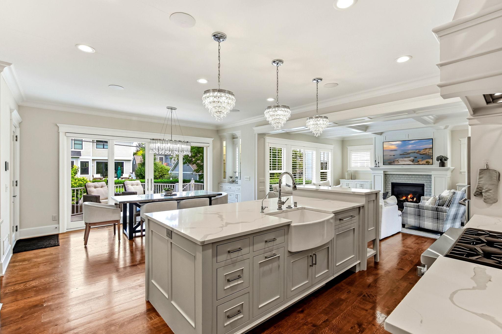 17-web-or-mls-5433-Oaklawn-Ave-17.jpg