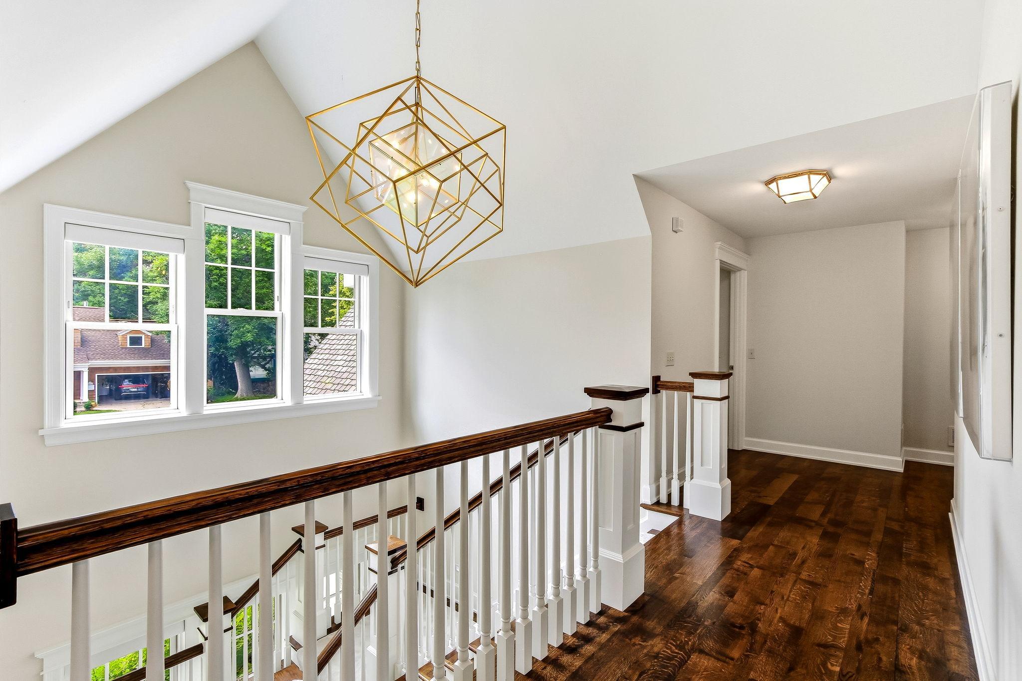 36-web-or-mls-5433-Oaklawn-Ave-36.jpg