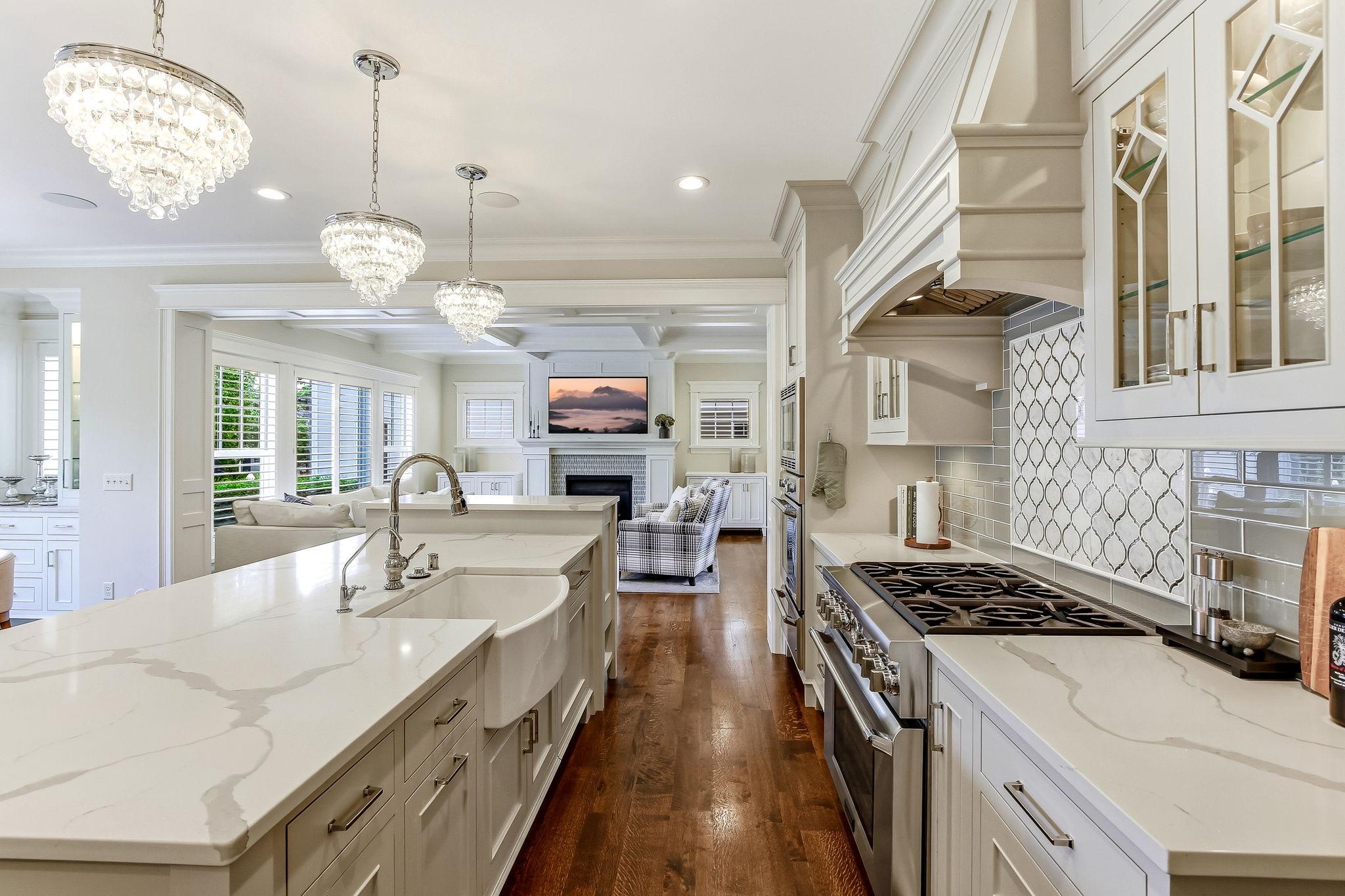 18-web-or-mls-5433-Oaklawn-Ave-18.jpg