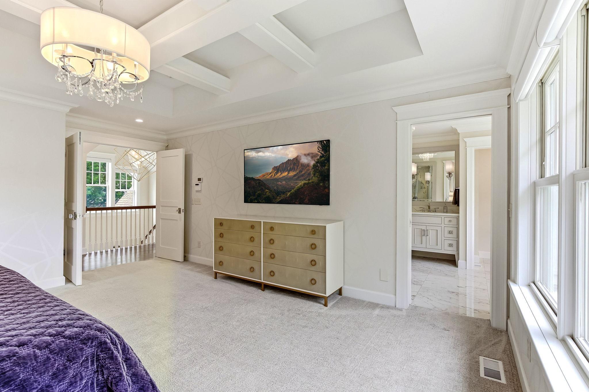 40-web-or-mls-5433-Oaklawn-Ave-40.jpg