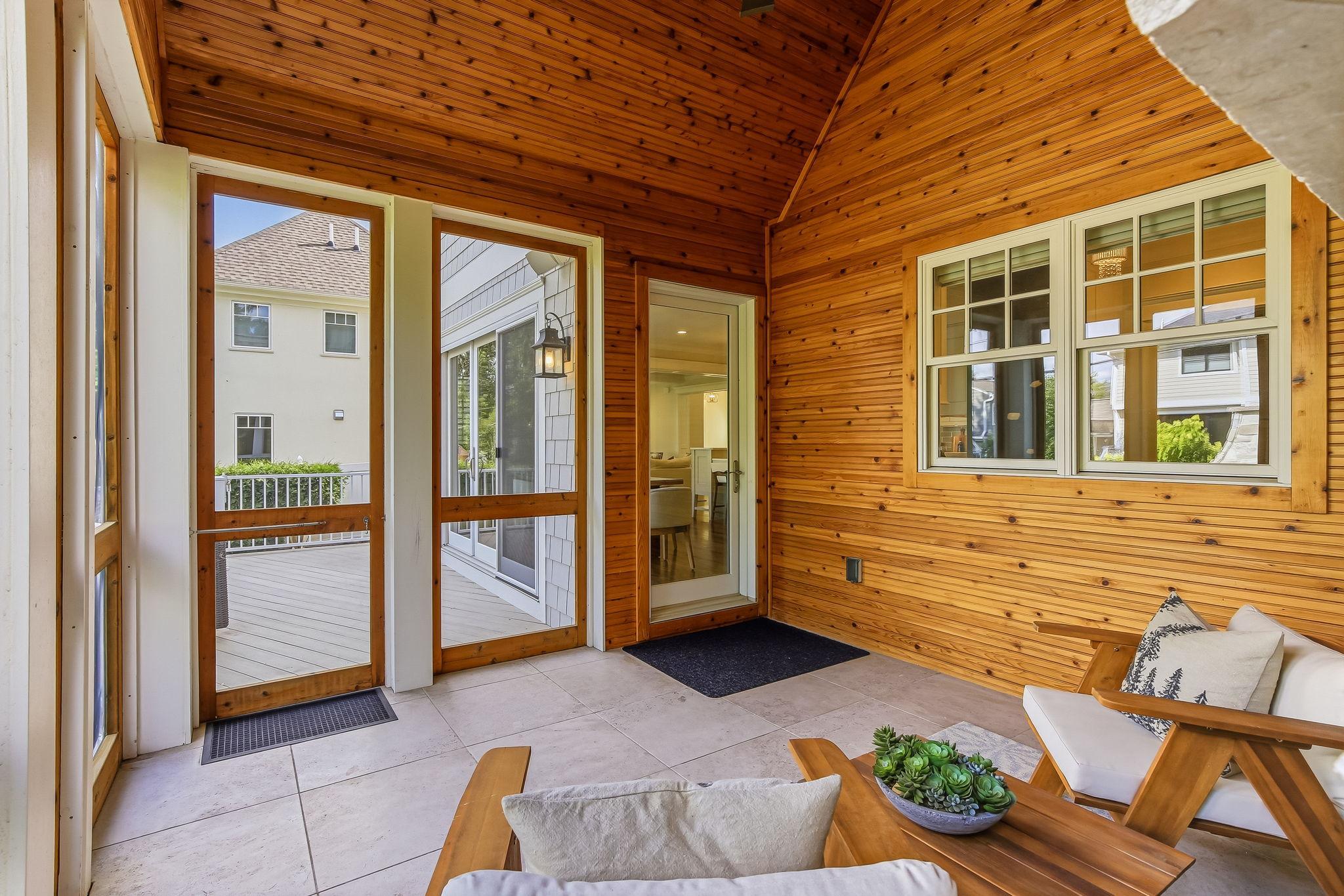 32-web-or-mls-5433-Oaklawn-Ave-32.jpg