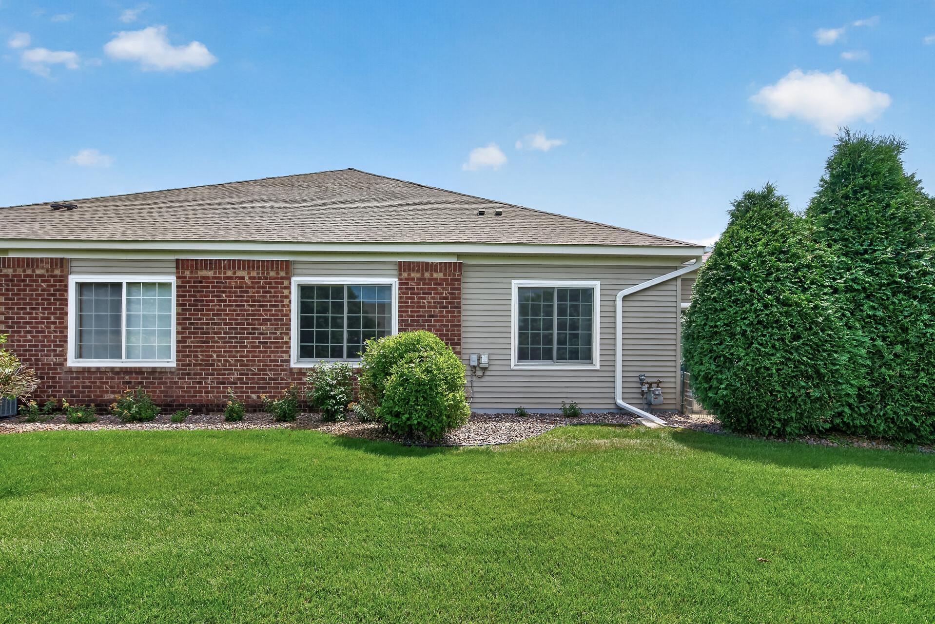 44_5815_Prairie_Ridge44_mls.jpg