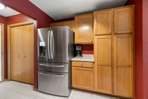 10390 64th Street NE, Albertville, MN 55301
