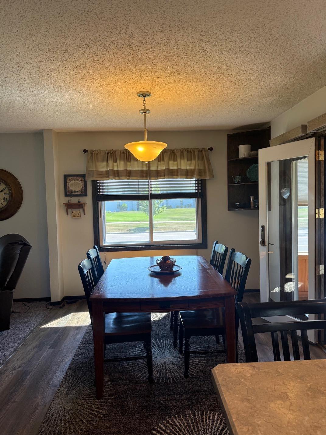 Dining room leading to sun room