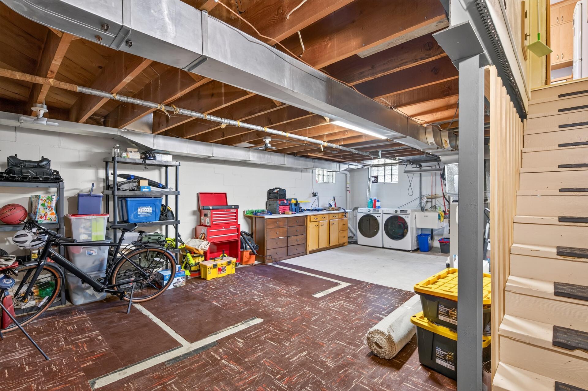 28_444_Lexington_Unit_228_mls.jpg