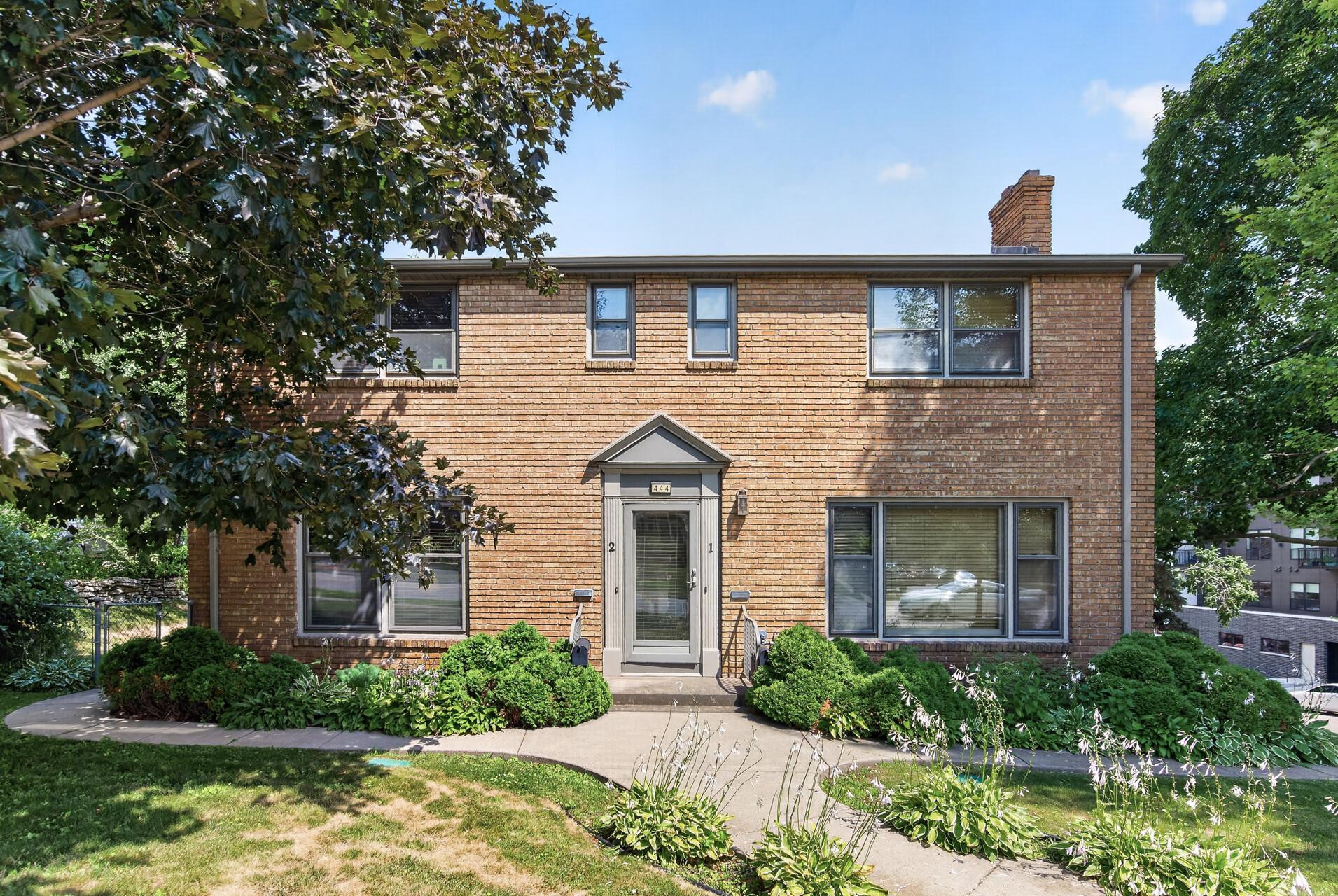 33_444_Lexington_Unit_233_mls.jpg