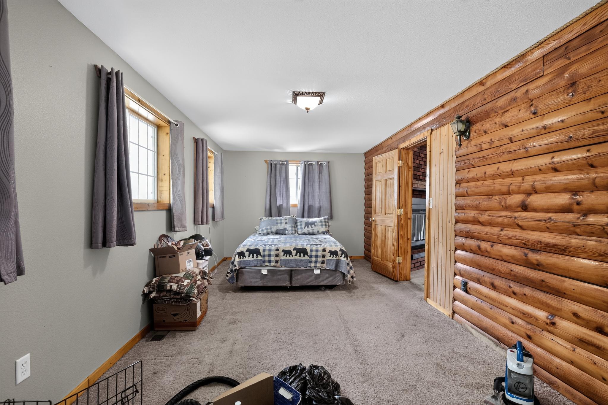 25_10664_Bass_Lake_Dr-Bedroom-4643.jpg