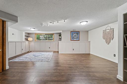 240 Woodridge Lane, Lino Lakes, MN 55014