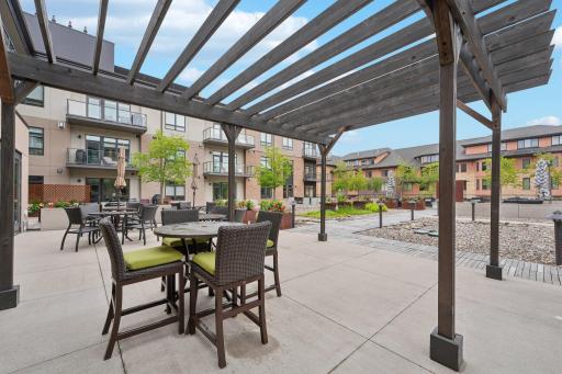 875 Lake Street N, 212, Wayzata, MN 55391