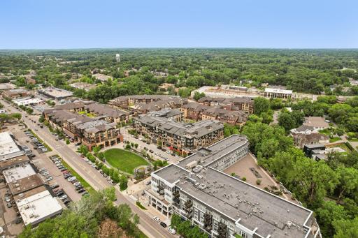 875 Lake Street N, 212, Wayzata, MN 55391