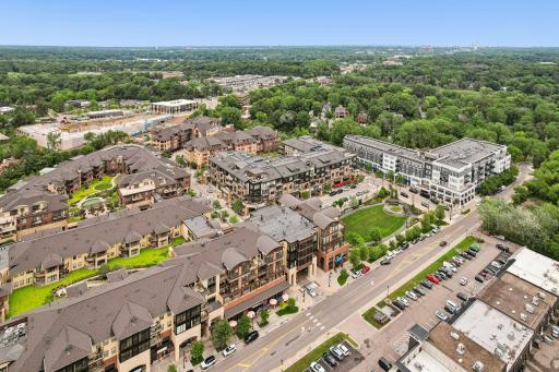 875 Lake Street N, 212, Wayzata, MN 55391