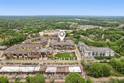 875 Lake Street N, 212, Wayzata, MN 55391